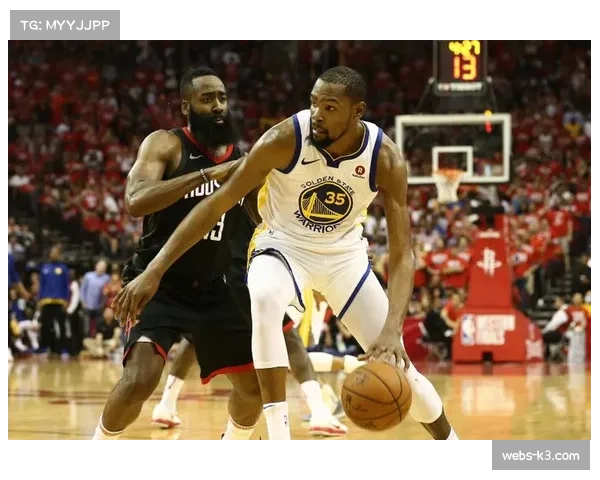 效率值背后的伤病因素:医学专家分析赛程密度对球员防守移动的影响 效率值背后的伤病因素:医学专家分析赛程密度对球员防守移动的影响